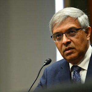 Trump admin is "destroying medical research," Senate report finds