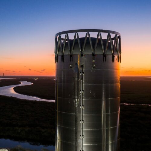 Rocket Report: SpaceX probes upper stage malfunction; Starship testing resumes