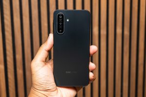 Samsung Galaxy A17 5G Review: Crippling Performance