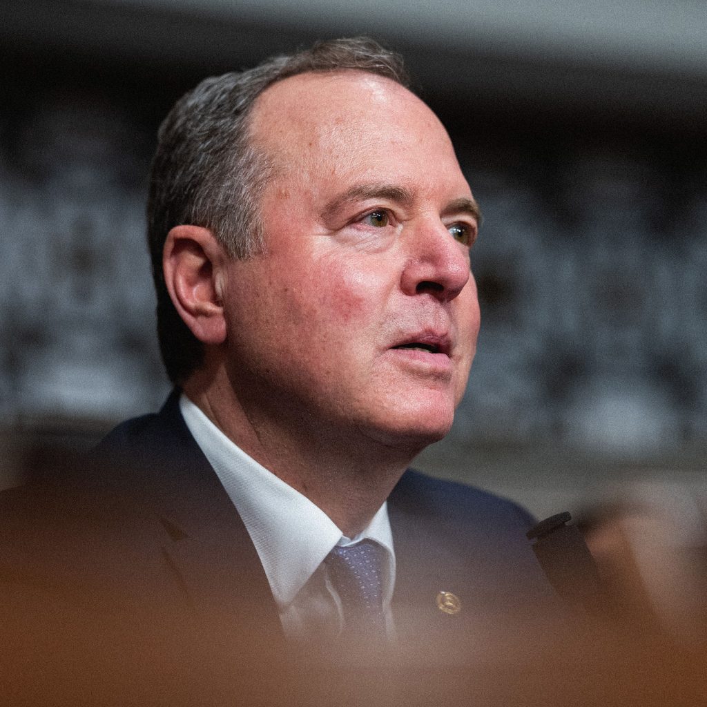 Senators Urge Top Regulator to Stay Out of Prediction Market Lawsuits