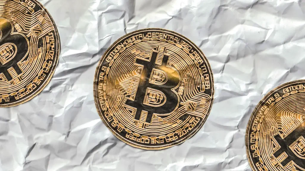 Bitcoin is crashing for 3 reasons today. They have more to do with the state of the world than the crypto market