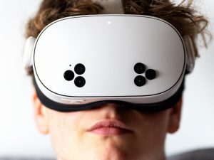 The Comedy Club at the End of the Metaverse