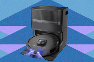 Shark UV Reveal Review (2026): UV Light Mode