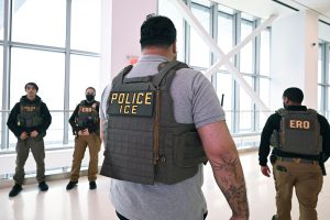 ICE Agents Frustrate Airport Workers as Shutdown Drags On