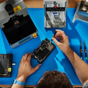 Apple and Lenovo have the least repairable laptops, analysis finds