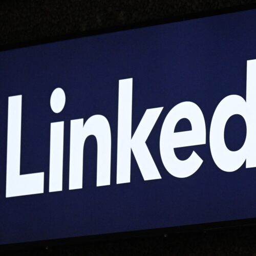 LinkedIn scanning users' browser extensions sparks controversy and two lawsuits