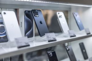 Buying a Used iPhone Makes More Sense Than Ever