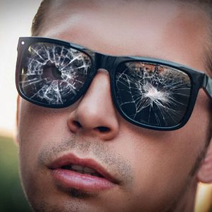 As demand for Meta AI glasses explodes, it’s harder to avoid creepy recordings