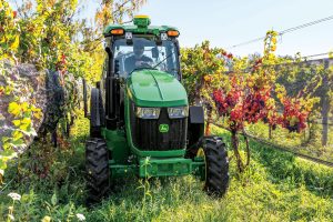 I Fixed a Tractor Using John Deere’s Self-Repair Service. Farmers Aren’t Sold on It