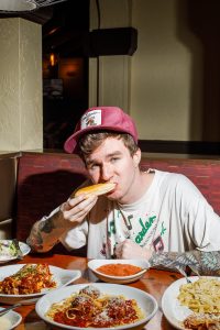 This Man Has a Cult Internet Following Over His Olive Garden Lifetime Pasta Pass