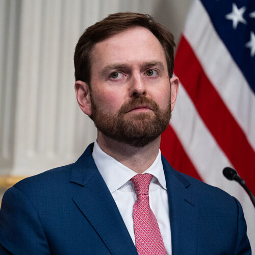 Report: FTC probes Anthropic, OpenAI after Trump dismissed AI fears as “hoax”