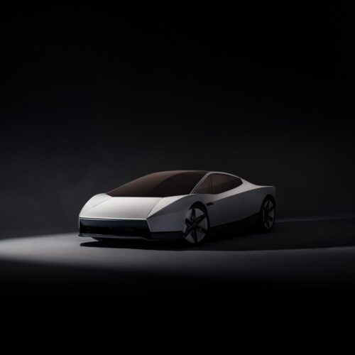 Tesla turns to 50-year-old stunt technology as it tries to Roadster again