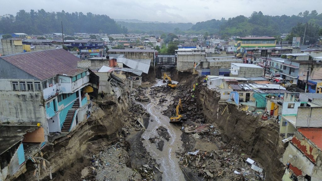How the 2026 Super El Niño and Climate Change Are Related