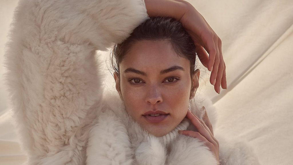 These adaptable coats switch up your winter wardrobe with one purchase